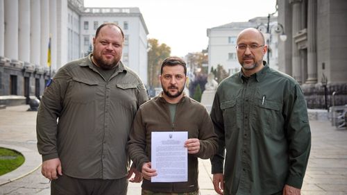BREAKING Zelenski anunță că Ucraina a depus o cerere de aderare ”accelerată” la NATO, ca răspuns la anexările ilegale ale Rusiei: „Știm că este posibil. Securitatea nu are alternative”
