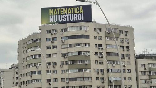 Nicuşor Dan: Panotajul exterior pentru campanie costă 180.000 de euro. Eu am plătit o primă tranşă de 70.000 de euro şi înţelegerea cu USR este să plătească 100.000 de euro din restul de plată