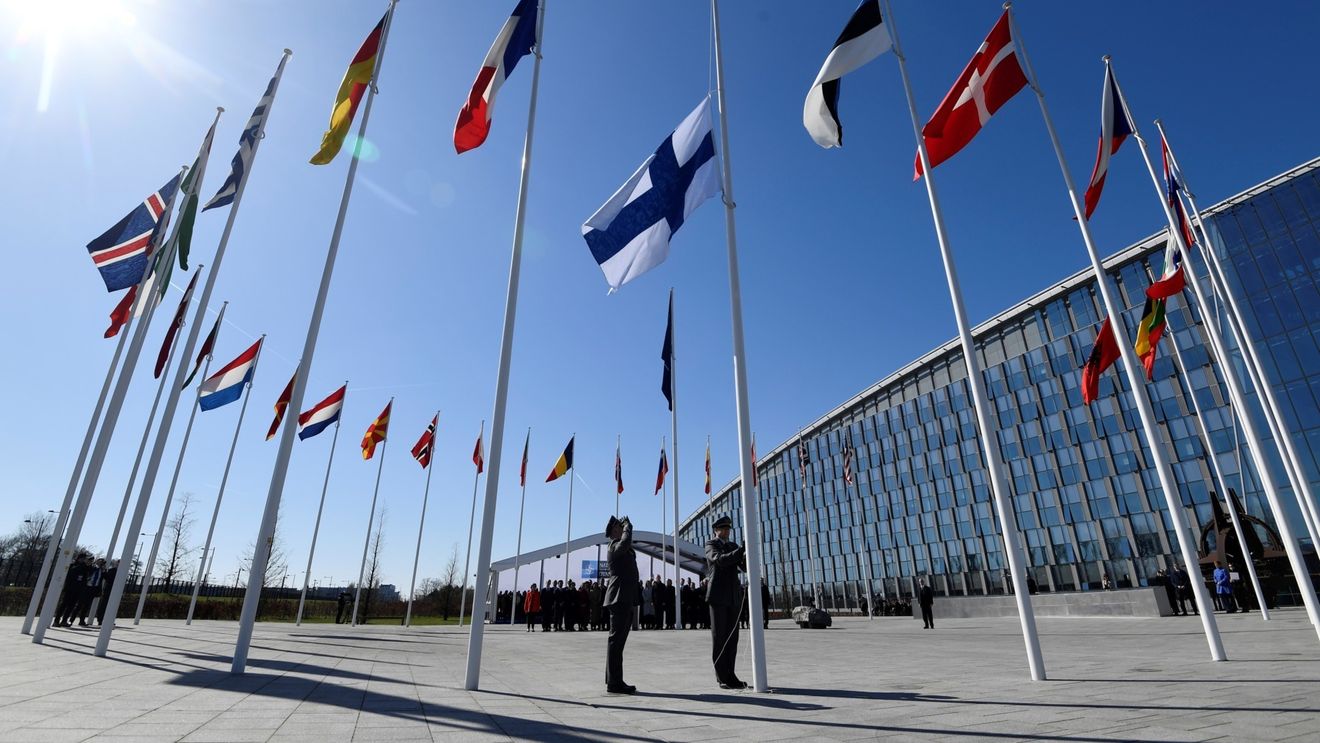 Stockholm și Ankara vor discuta "în curând" despre aderarea Suediei la NATO