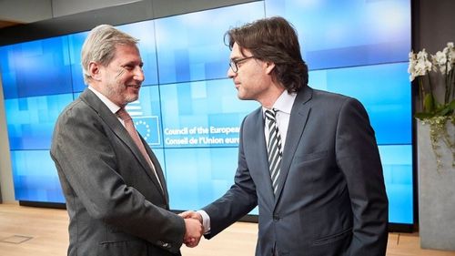 UE reia ajutorul financiar pentru Republica Moldova, stopat în regimul Plahotniuc