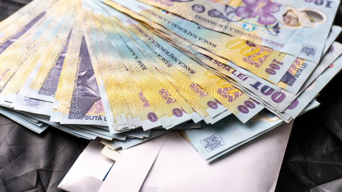 CNAS face economii de peste 66 milioane de lei , după reducerea personalului și a șefilor / A redus funcțiile de conducere de la 12% la 8%