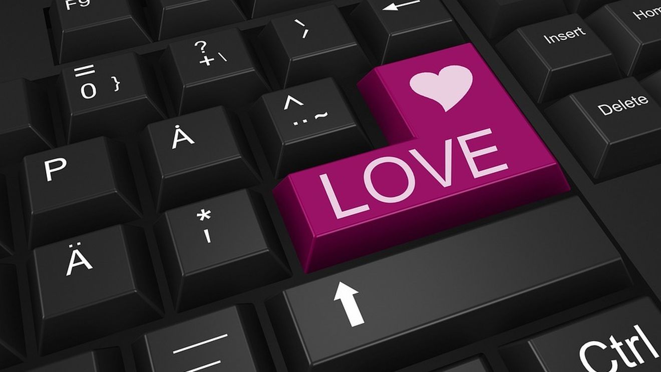 Originile șaizeciste ale online datingului