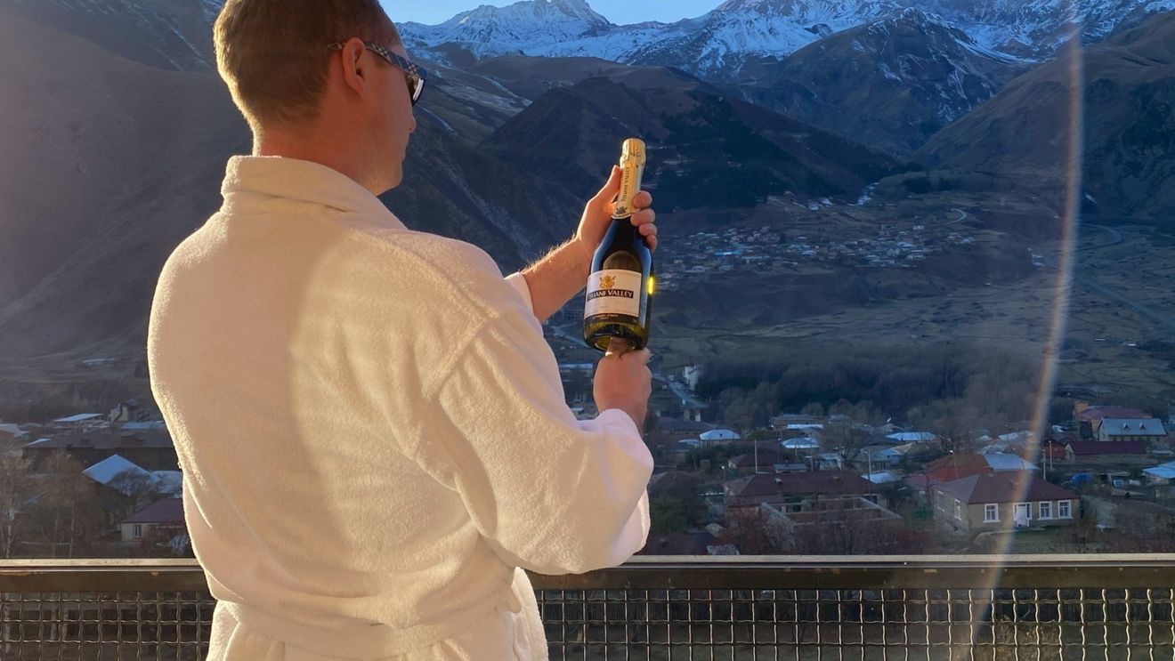 Cât costă o săptămână de vacanţă în hotelurile de lux din Europa. România și Bulgaria sunt considerate printre cele mai accesibile