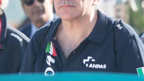 Virusolog italian: ”Care este alternativa la vaccinare, să nu faci nimic? Dacă da, zboară în România!”