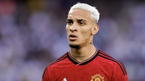 Gary Neville cere curățenie la Manchester United: Patru vedete, pe lista neagră