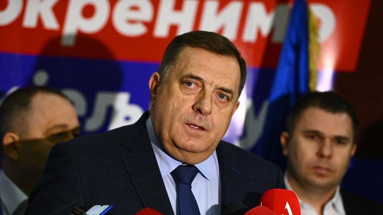 Parlamentul Republicii Srpska convoacă un referendum privind verdictul de demitere a liderului separatist Dodik