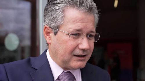 Mihnea Costoiu, singurul rector din România fără doctorat, a primit titlul de Doctor Honoris Causa din partea Universității Tehnice a Moldovei, cea care ar urma să preia Universitatea din Cahul prin ruperea legăturilor cu Universitatea Dunărea de Jos din Galați
