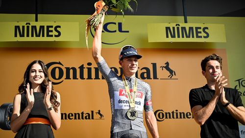 Ciclistul belgian Jasper Philipsen a câștigat etapa a 16-a din Turul Franței