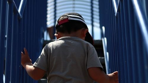 Suedia deschide o anchetă asupra modului în care s-au derulat adopțiile până la jumătatea anilor 1990 / Există temeri că numeroşi copii ar fi fost luaţi ilegal de lângă părinţii lor biologici