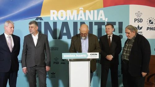 VIDEO Crin Antonescu, alături de șefii coaliției: Pasul următor e strângerea semnăturilor / S-a deschis siteul crinantonescu.ro
