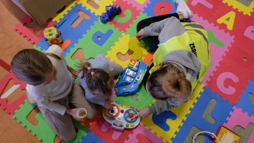 British Council organizează un curs pentru profesorii care le predau copiilor ucraineni refugiați de război