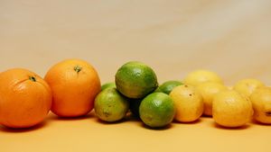 12 fructe cu conținut scăzut de zahăr pe care ar trebui să le mănânci, recomandate de dieteticieni / Bune pentru slăbit, acestea țin departe diabetul și bolile de inimă