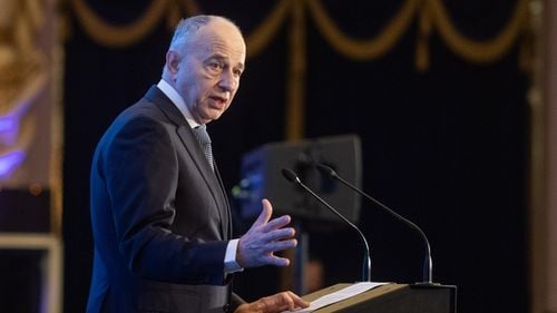 Mircea Geoană anunță că „în curând vom discuta despre un plan pentru România”. Afirmația vine pe fondul speculațiilor că va candida la alegerile prezidențiale din 2024