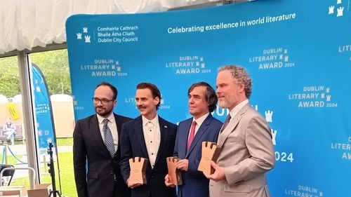 Scriitorul român Mircea Cărtărescu, câștigătorul premiului de la Festivalul Internațional de Literatură din Dublin, cu romanul “Solenoid”