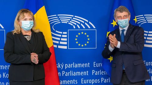 Anca Dragu s-a întâlnit cu David Sassoli, președintele Parlamentului European/ Președinta Senatului: I-am transmis că toți cetățenii UE trebuie să beneficieze de acces necondiționat de vize în SUA