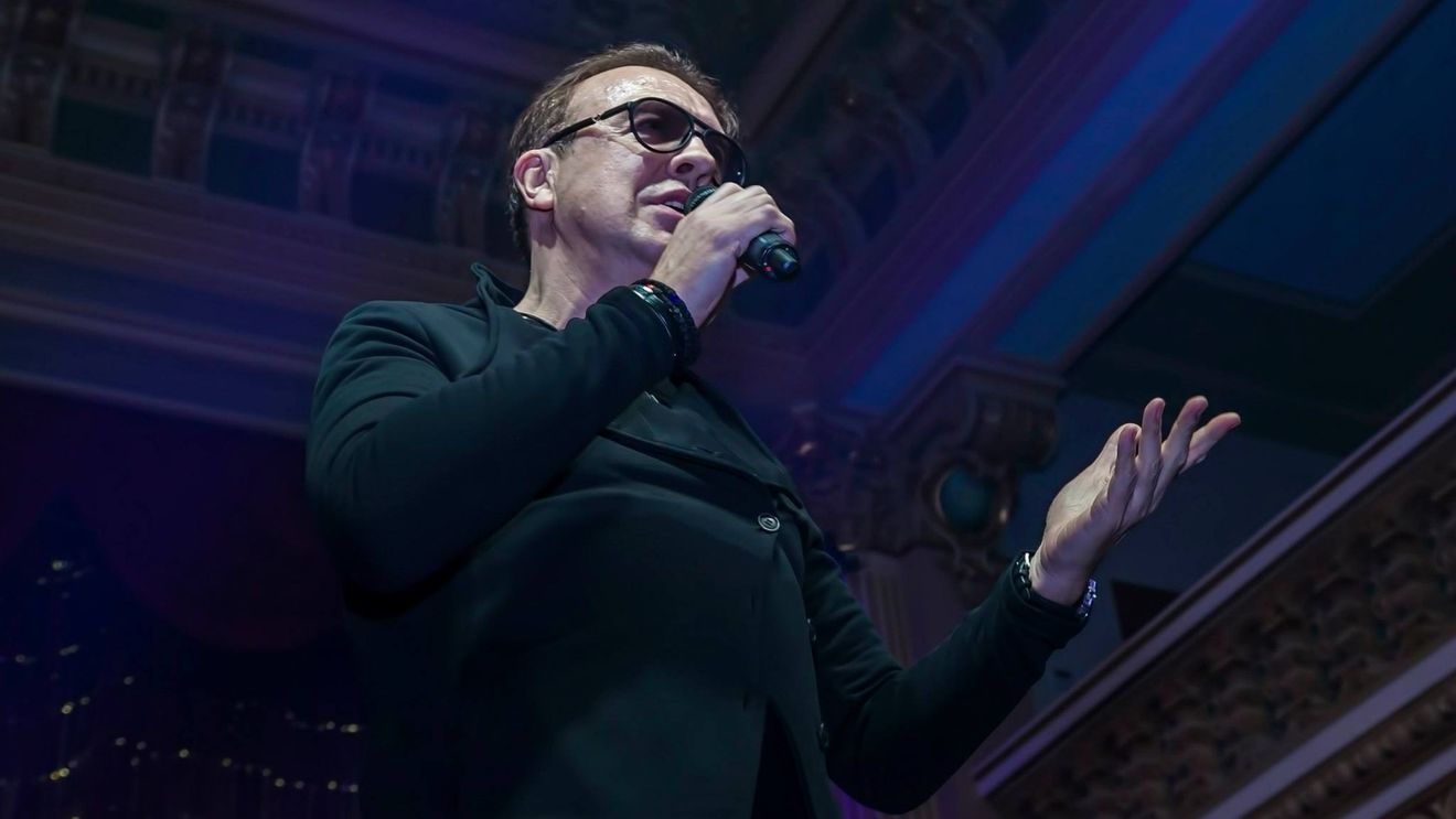 Sicriul cu trupul neînsufleţit al artistului Gabriel Cotabiţă va fi depus luni la Capela Cimitirului Ortodox Bellu