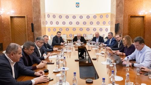 PSD, PNL, USR și UDMR anunță guvern de coaliție și susținerea unui posibil candidat comun pro-european la alegerile prezidențiale / „Vom lucra la un program comun de guvernare”
