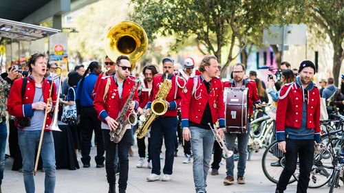 Cum se poate implica statul în dezvoltarea  industriei muzicale? Studiu de caz: Germania (Parteneriat)