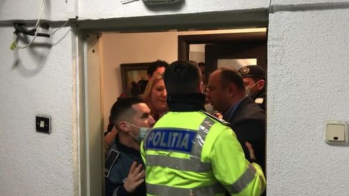 Soțul Dianei Șoșoacă, condamnat pentru ultraj cu amendă penală în episodul scandalului cu jurnaliștii Rai Uno, anunță ziarista Delia Marinescu/ Decizia nu este definitivă