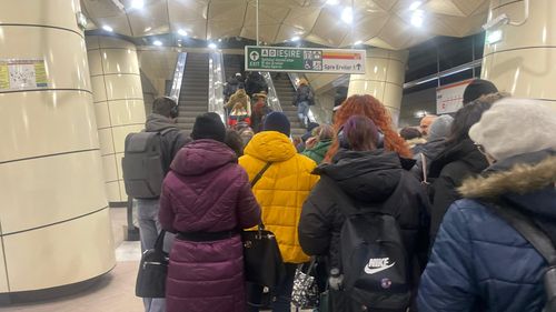 Scări rulante oprite luni întregi la Eroilor 2: Metrorex nu a aplicat penalități constructorului. Piesele au venit din China