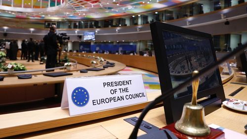 Consiliul European a aprobat planurile de redresare a 12 state membre, care vor putea încheia deja acorduri de grant și de împrumut