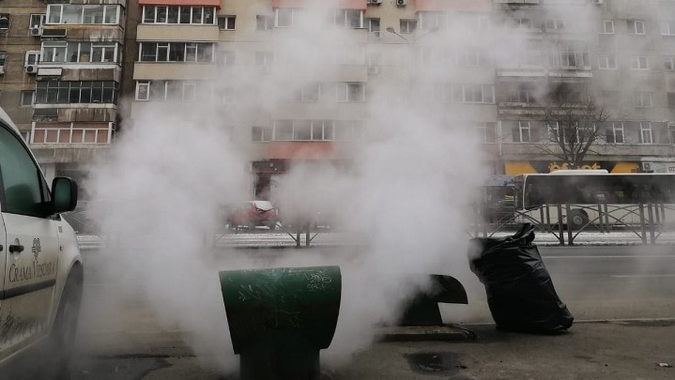 Zeci de blocuri din cinci sectoare ale Capitalei au rămas fără apă caldă și căldură