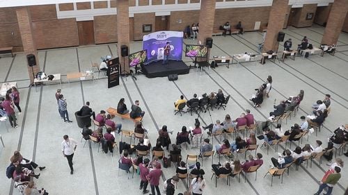 VIDEO Tineri cu idei de afaceri. StartYour StartUP, provocarea Politehnicii București pentru elevii și studenții cu aspirații de antreprenori