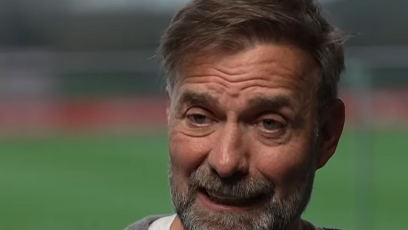 Jurgen Klopp a stins televizorul când fanii echipei Liverpool l-au huiduit pe Alexander-Arnold: „Ăștia nu suntem noi”