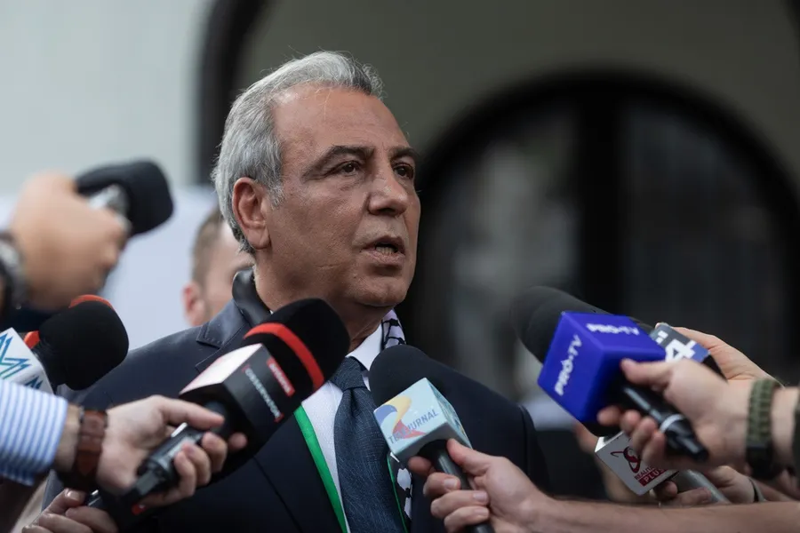 Ambasada Palestinei, miting de sustinere, palestinieni, Fasia Gaza, Ambasadorul Palestinei la București, Issam Masalaha