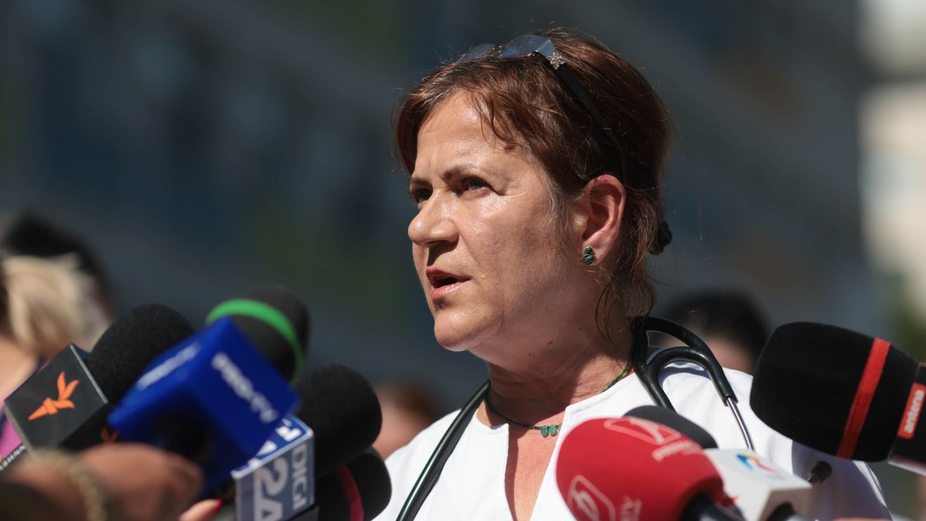 Şefa secţiei ATI de la Spitalul Sfântul Pantelimon anunţă că medicii din secţie renunţă la demisiile din gardă şi dă vina pe presă