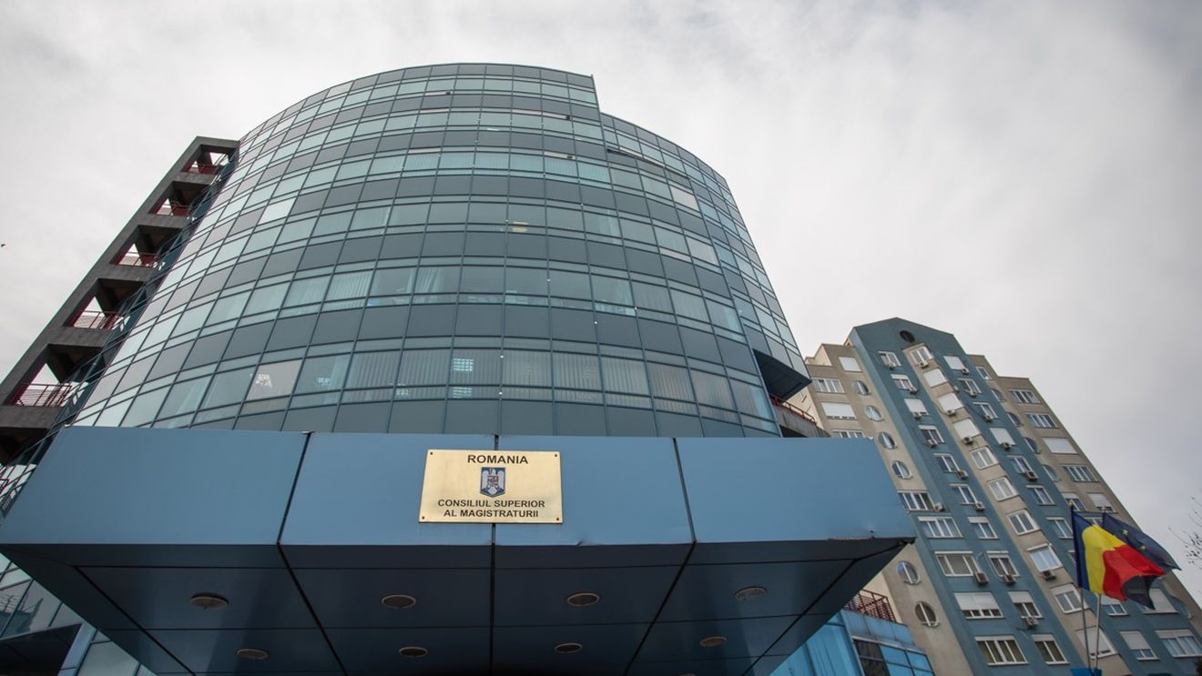 Consiliul Superior al Magistraturii: Statul de funcţii va fi suplimentat prin înfiinţarea unui număr de 165 de posturi de experţi jurişti, personal contractual