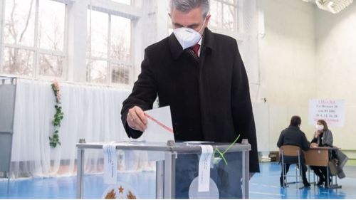 Alegeri cu final previzibil în regiunea separatistă transnistreană: liderul Vadim Krasnoselski câștigă detașat pretinsul „scrutin prezidențial” împotriva unui contracandidat de paie