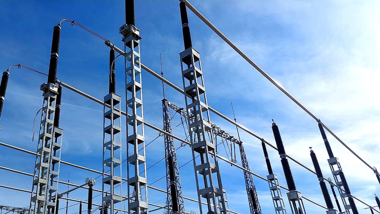 Specialişti ai Directoratului de Securitate Cibernetică investighează incidentul de la Electrica: Sistemele critice pentru alimentarea cu curent electric nu au fost afectate şi sunt funcţionale