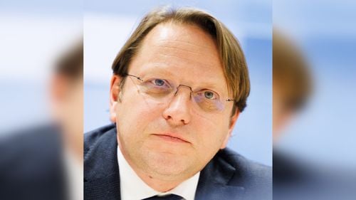 Ungurul Oliver Varhely, propus comisar european pentru sănătatea și bunăstarea animalelor