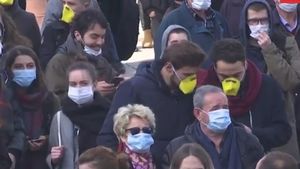 Avertizare MAE: Poluarea atmosferită din Priștina a atins un nivel periculos pentru sănătatea umană/ De ce este irespirabil aerul în capitala Kosovo?