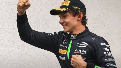 Tânărul Kimi Antonelli (Mercedes), cel mai rapid în sesiunea de dimineață a primei zile de teste F1 din Bahrain