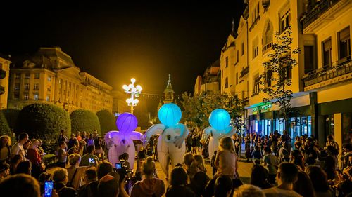 Cum a fost la deschiderea The Night-Art Festival