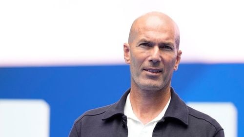 Cazul neobișnuit al lui Zinedine Zidane - Departe de fotbal de 1306 zile, titrează Marca
