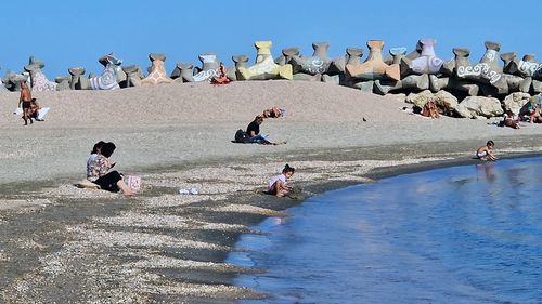 Patronatele din turism: Lărgirea plajelor nu trebuie făcută în plin sezon estival