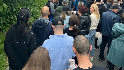 Metrorex spune că nimeni nu a cerut oficial prelungirea programului la metrou în București după concertul Metallica de pe Arena Națională / O oră suplimentară de circulație costă aproape 190.000 de lei fără TVA