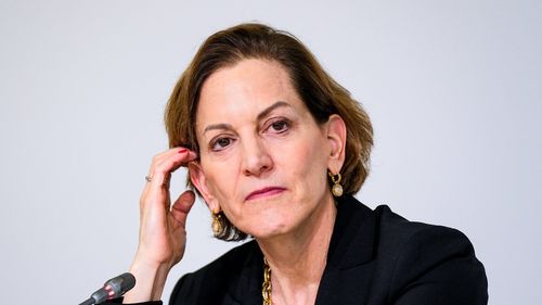 EXCLUSIV Anne Applebaum: Pentru România, izolaționismul este ca o condamnare la moarte / Ce spune Călin Georgescu e foarte aliniat cu ce își dorește Putin / Mă îndoiesc că Trump știe cine sunt Călin Georgescu și George Simion