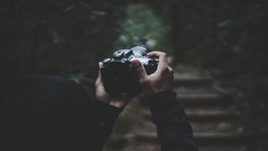 Un fost ofițer al poliției secrete comuniste maghiare a fost arestat în Bosnia-Herțegovina sub suspiciunea de spionaj / Bărbatul a fost arestat împreună cu o parteneră mai tânără