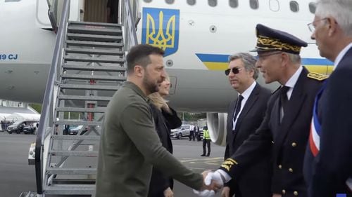 Zelenski, ovaţionat la ceremonia marcării a 80 de ani de la Debarcarea în Normandia