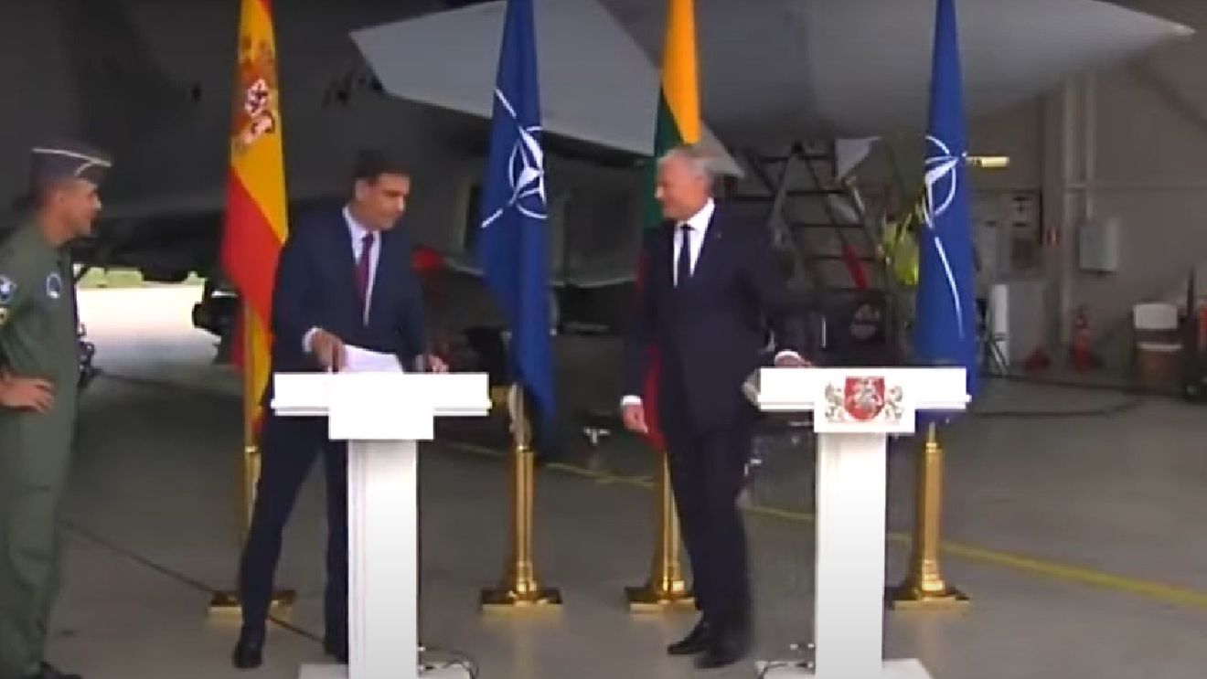 VIDEO Conferinţa de presă a președintelui Lituaniei și premierului Spaniei, întreruptă de o alertă privind un avion rusesc care survola zona
