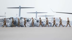 Soldații europeni fug de armată. Aliații NATO, gata să introducă serviciul militar obligatoriu