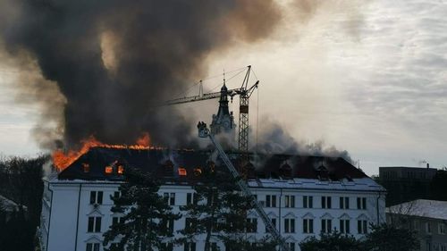 Cauza probabilă a incendiului de la Consiliul Județean Suceava, stabilită în mai puțin de 24 de ore: un conductor electric defect