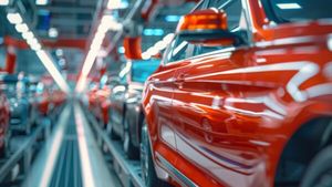 Mii de vehicule sunt blocate în porturile UE din cauza tarifelor impuse de Trump / Exporturile în SUA, în primele 6 luni, au scăzut cu 15,9% / ”Impactul tarifelor a fost un şoc instantaneu”