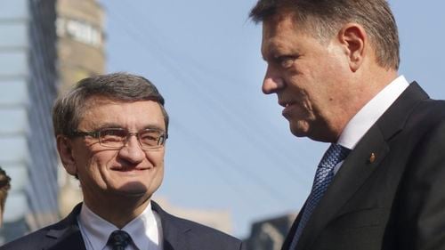 PNL și USR anunță că vor demara acțiunea de revocare a lui Victor Ciorbea din funcția de Avocat al Poporului: Este mai greu de demis decât președintele României