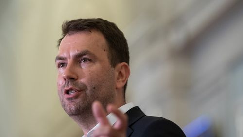 Drulă: Politica PSD şi PNL e una de apărare a pensiilor speciale şi a pensiilor nesimţite. Nicolae Ciucă are 18.000 de lei pensie specială