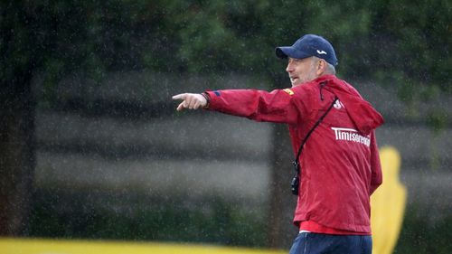 Edi Iordănescu, cu o zi înaintea meciului decisiv: Da, Olanda e favorită / E un meci de acum ori niciodată